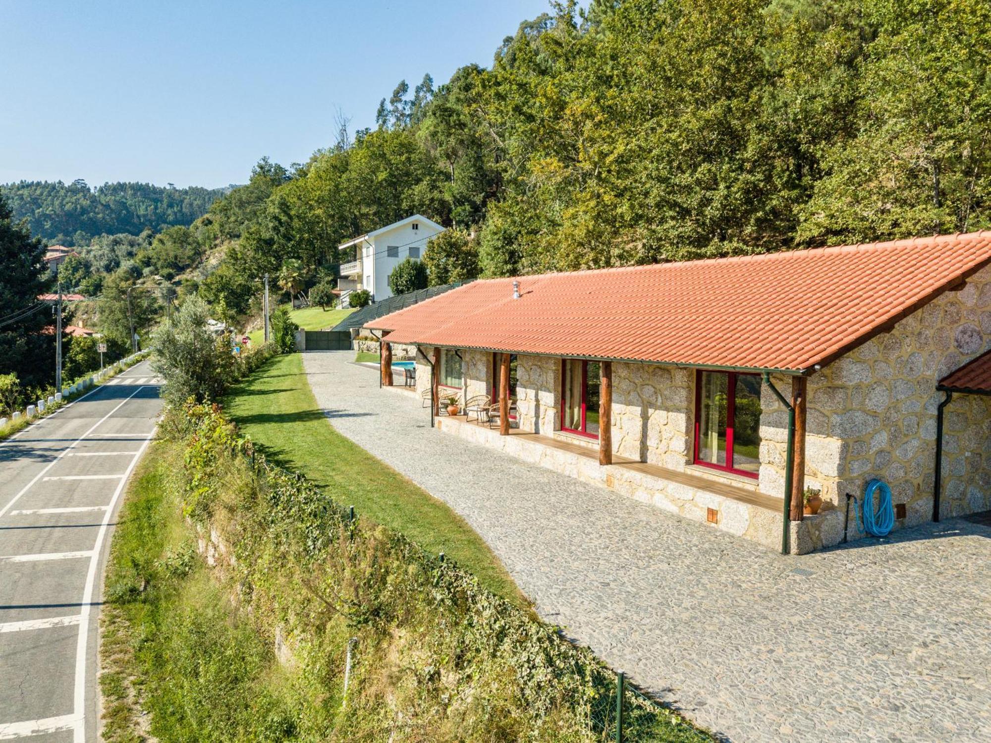 Вилла Assento Do Cavado By House And People Valdosende Экстерьер фото
